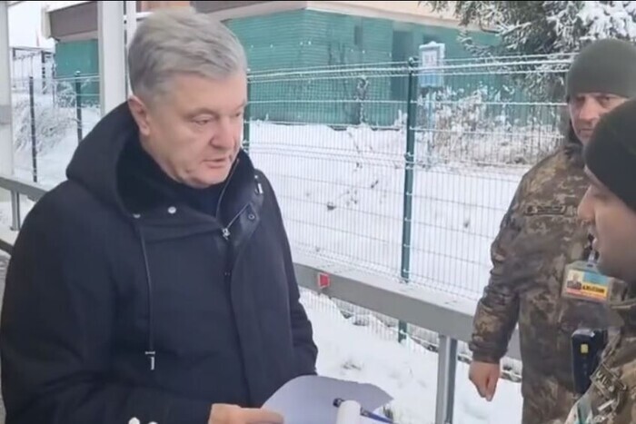 Порошенка не випустили за кордон: деталі інциденту і роз'яснення