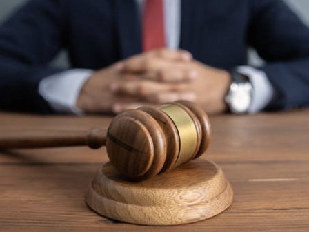 На Херсонщині повідомили про підозру у держзраді трьом працівникам поліції