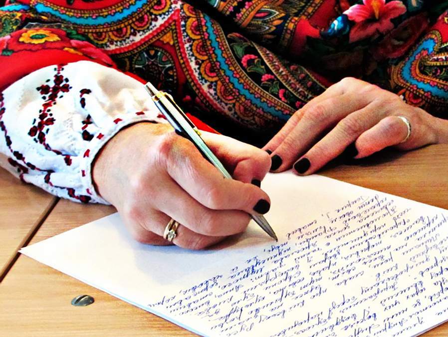 Лише одна учасниця Радіодиктанту єдності написала його без помилок
