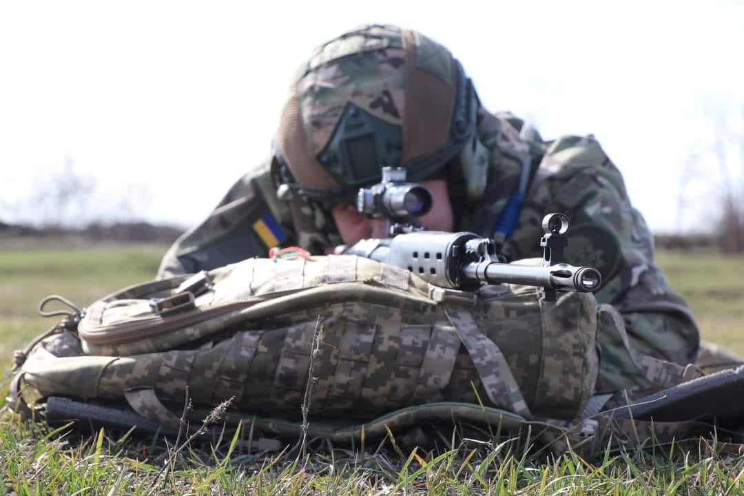 Ще "мінус" два літаки і понад тисячу окупантів. Оновлені втрати Росії в Україні