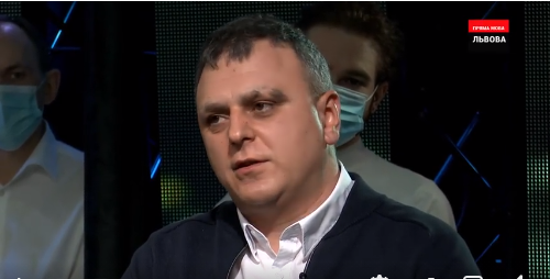 "Влада Львова вкладає гроші у пропаганду": депутат розповів про чиновика Садового, мама якого підтримує окупацію Криму