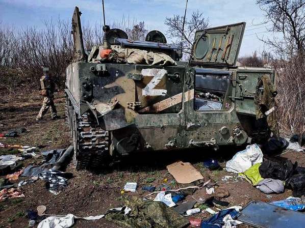На Донбасі за добу відбили 14 атак і знищили десятки танків і БТРів, - ООС