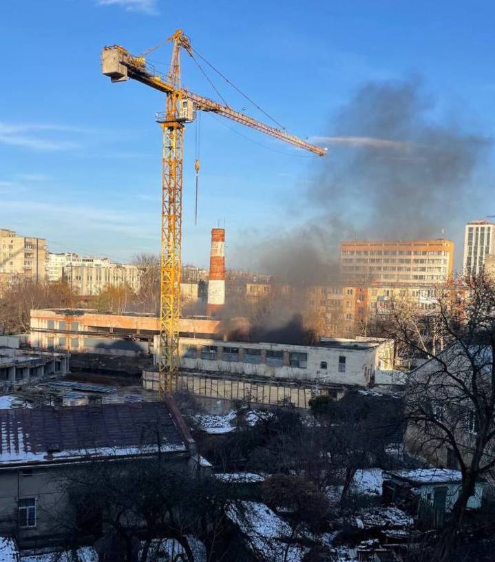 У Львові горить котельня (фото)