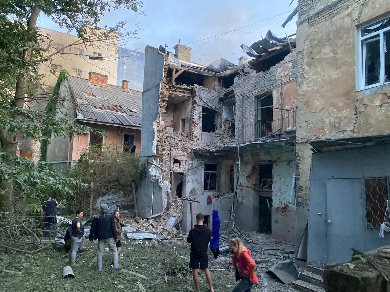 У Львові зруйнований ворожою атакою будинок неможливо відновити — Садовий