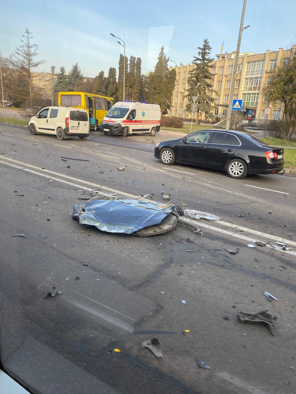 Через ДТП на одній з вулиць у Львові ускладнений рух