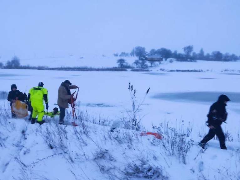 На Волині врятували двох 11-річних дітей, які перебували на льоду