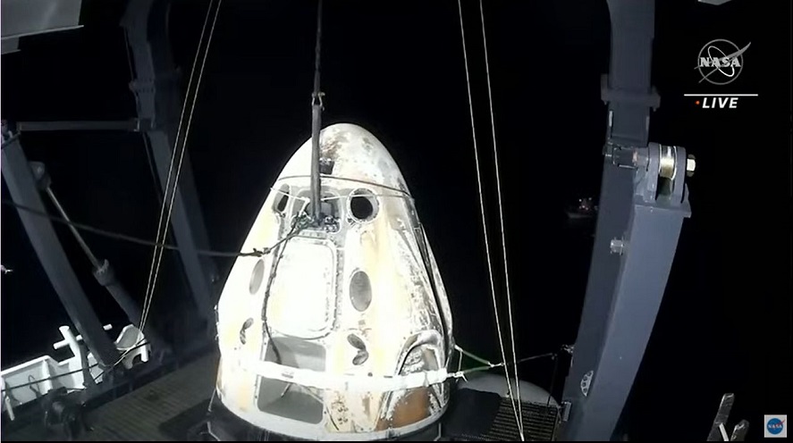 Астронавти SpaceX Crew-2 Dragon успішно повернулись на Землю