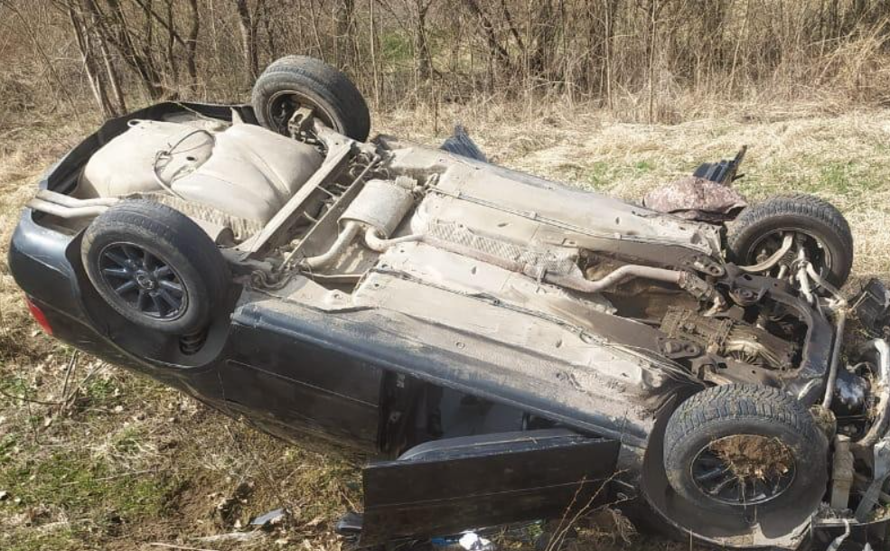 На Львівщині п’яний водій злетів у кювет: двоє людей отримали травми