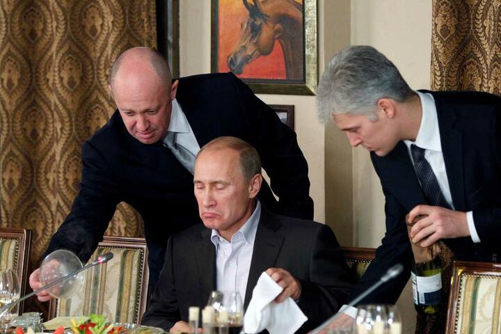 За "заколотом" Пригожина може стояти сам Путін. Аналітик назвав головні версії подій у Росії