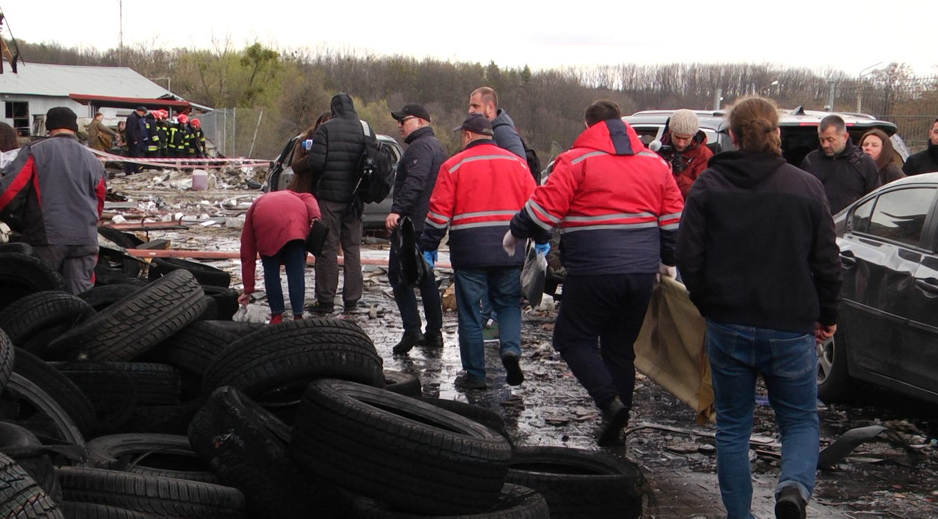 "За крок до смерті": очевидці розповіли про ракетний обстріл по Львову