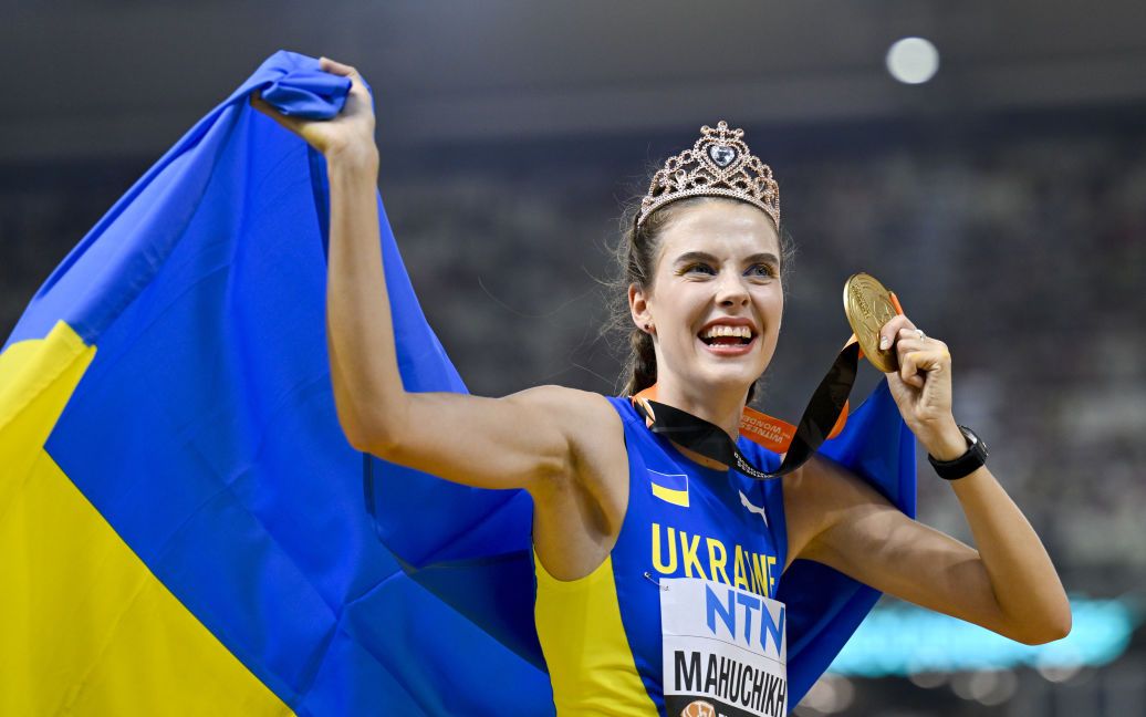 Ярослава Магучіх - чемпіонка світу зі стрибкі у висоту