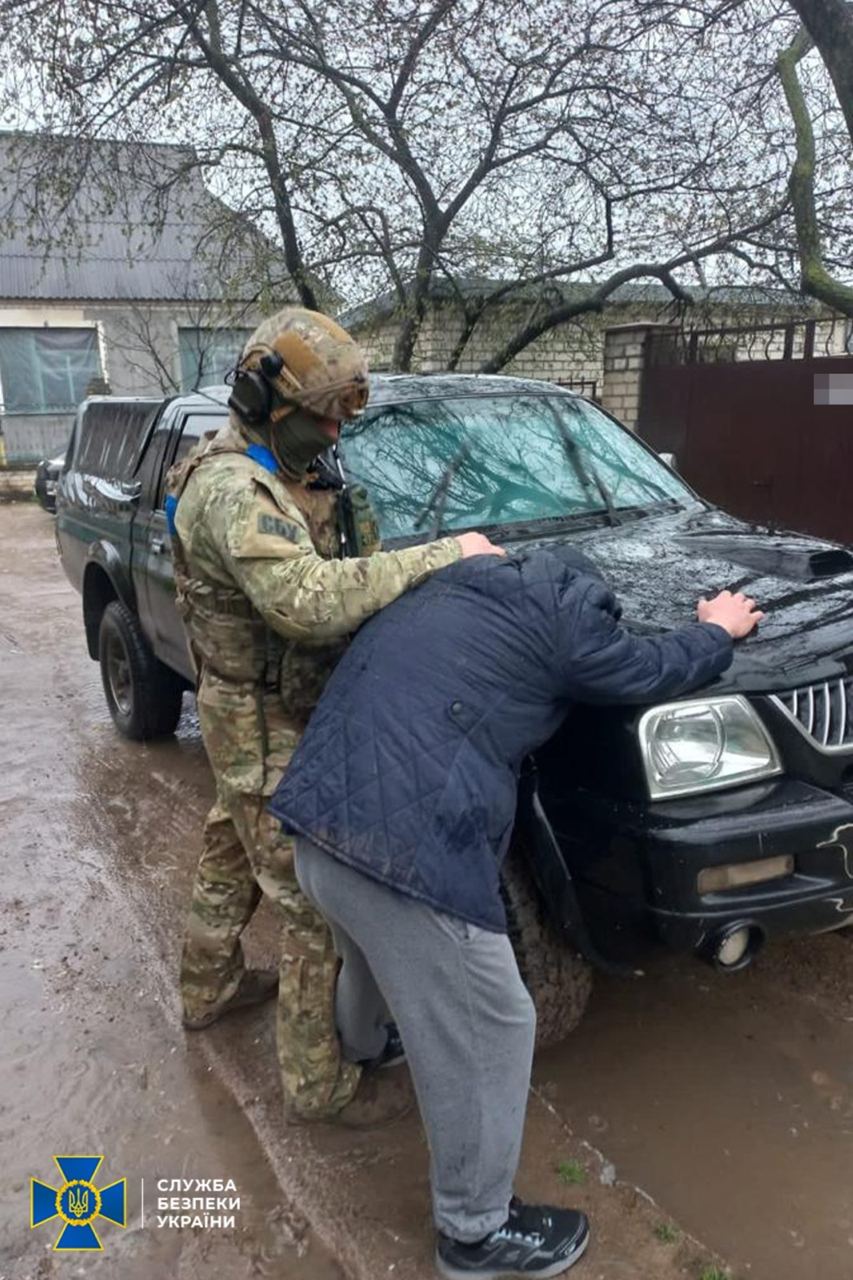 СБУ затримала херсонця, який допомагав окупантам перевозити військові ешелони