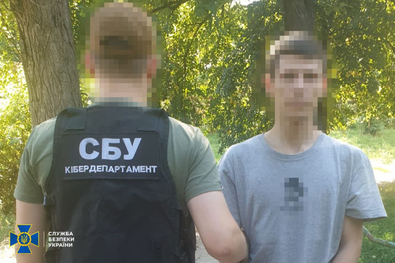В Одесі викрили завод з виготовлення наркотиків