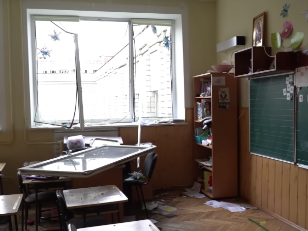 Учні львівського ліцею, який постраждав від обстрілу, повернуться на навчання в середині січня