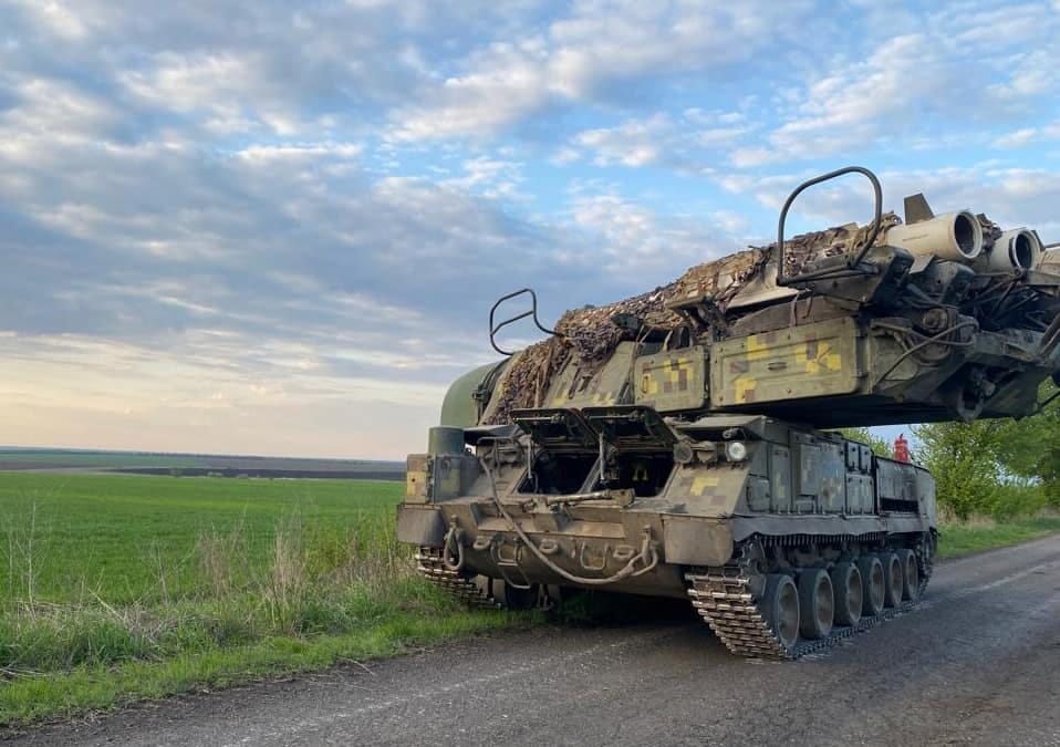 ЗСУ знищили пункт управління росіян та склади з боєприпасами