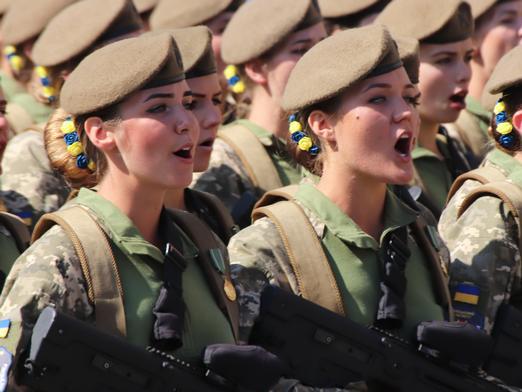 Бігти у військкомат не треба. У ЗСУ пояснили, як діятиме військовий облік для жінок