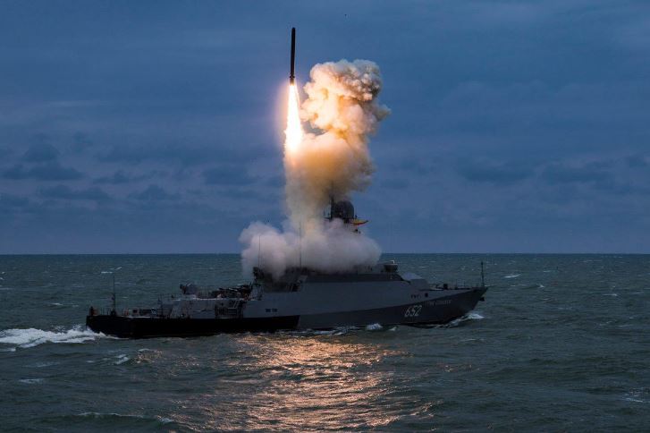 Росія вивела у Чорне море ракетоносій з «Калібрами»