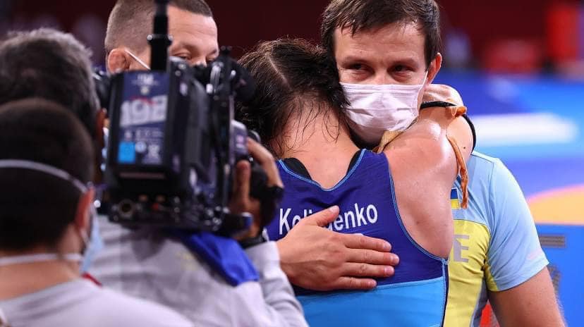 Призерка Олімпіади подарувала своєму тренеру квартиру, отриману від держави