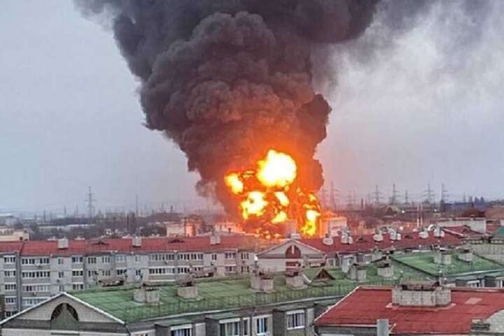 «Над областю гучно». Вибухи поблизу російського Бєлгорода лунають уже другий день