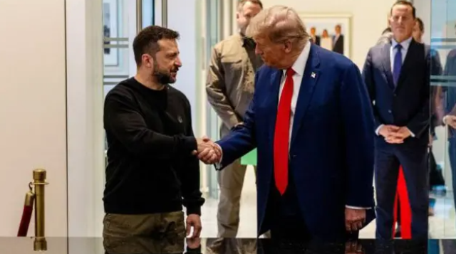 Зеленський привітав Трампа з перемогою