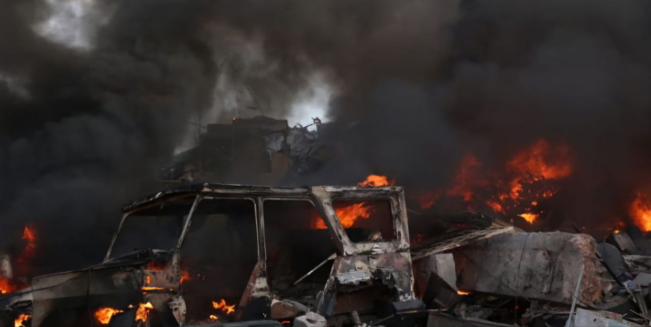 Росіяни атакували Дніпро: восьмеро поранених, серед яких – немовля. Оновлено