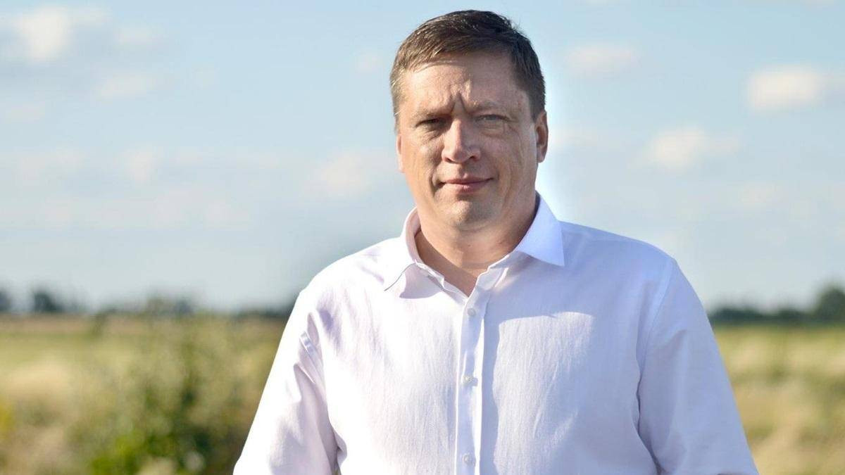 Мама українського депутата веде бізнес з окупантами у тимчасово окупованому Бердянську
