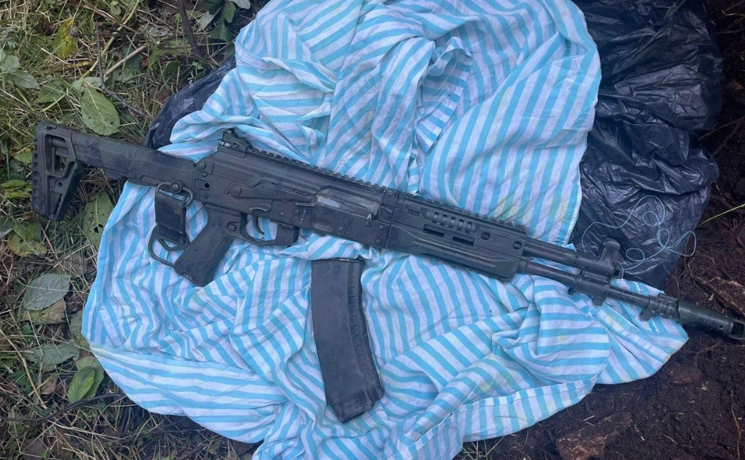 Торгував зброєю з виправної колонії: на Львівщині прикрили бізнес засудженому