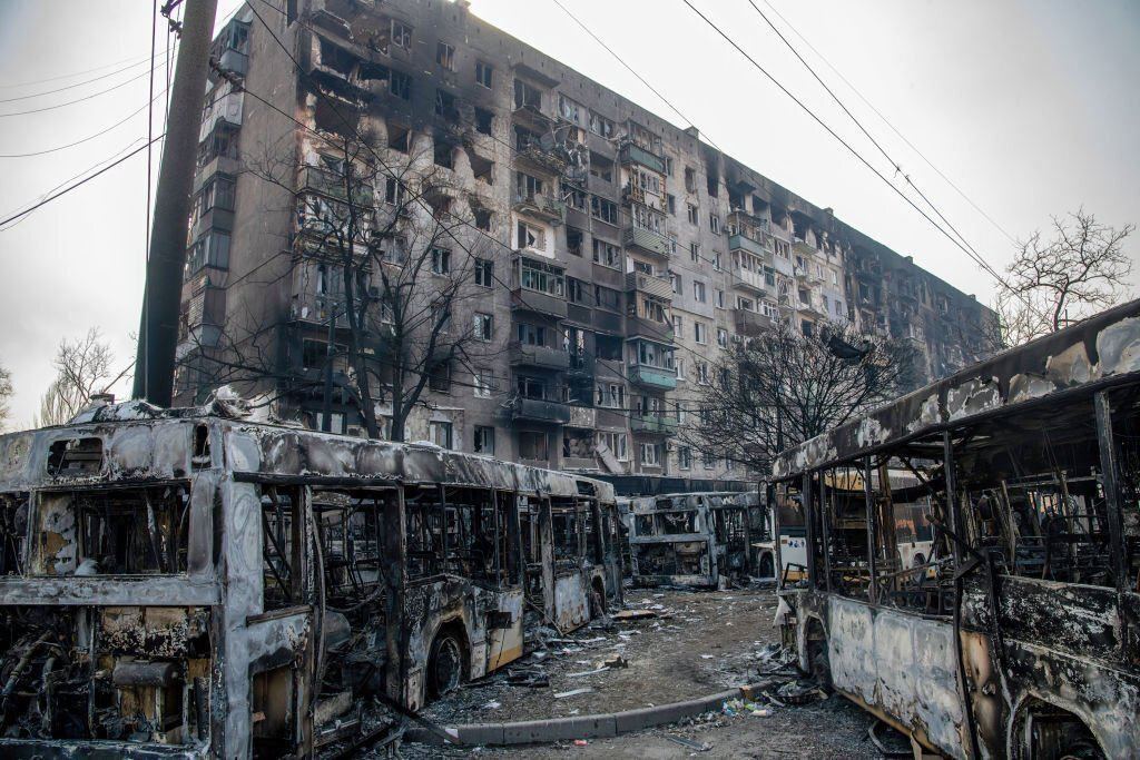 Скільки людей загинуло в Маріуполі: Зеленський назвав кількість жертв