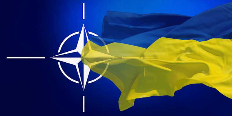 «Скажені переговори». В НАТО тривають гарячкові дискусії щодо України