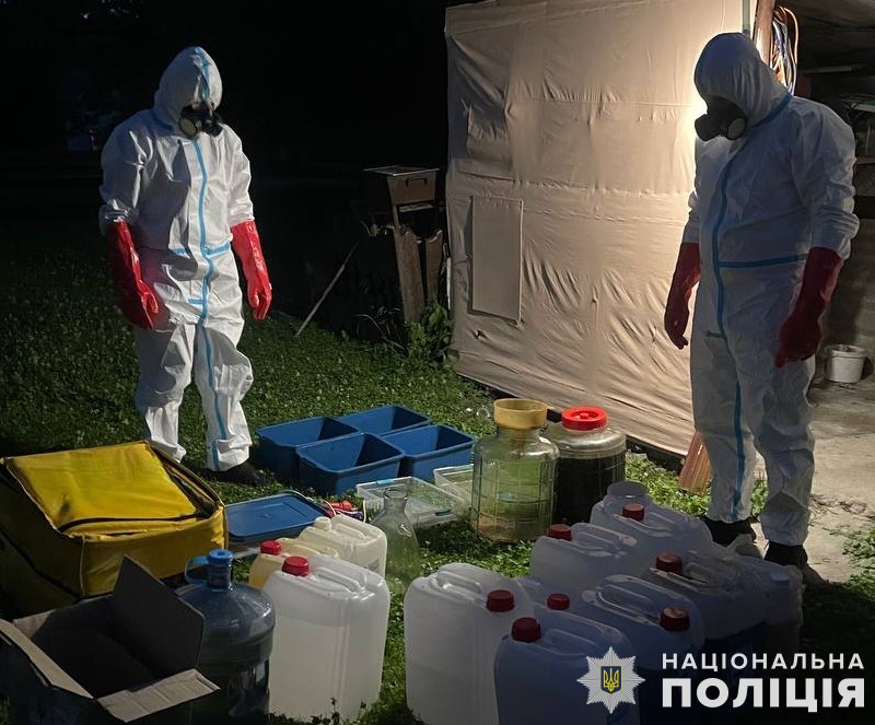 На Львівщині чоловіка судитимуть за організацію нарколабораторії