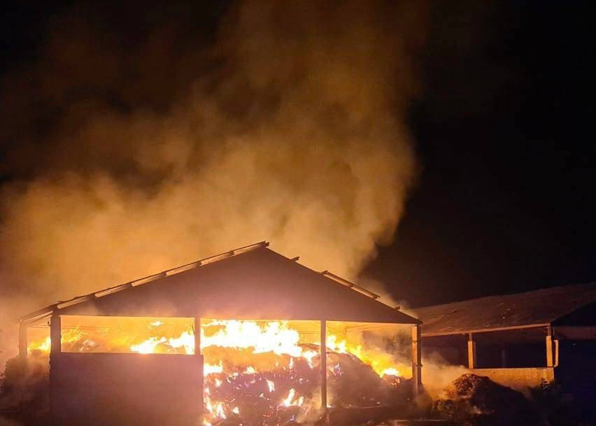 На Дніпропетровщину прилетіли близько 40 реактивних снарядів, поранена 10-річна дівчинка