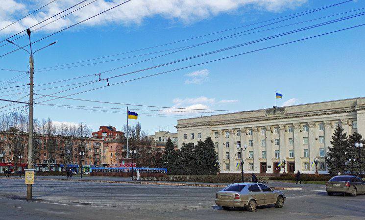 Окупанти відібрали ключі від міста в української влади Херсона