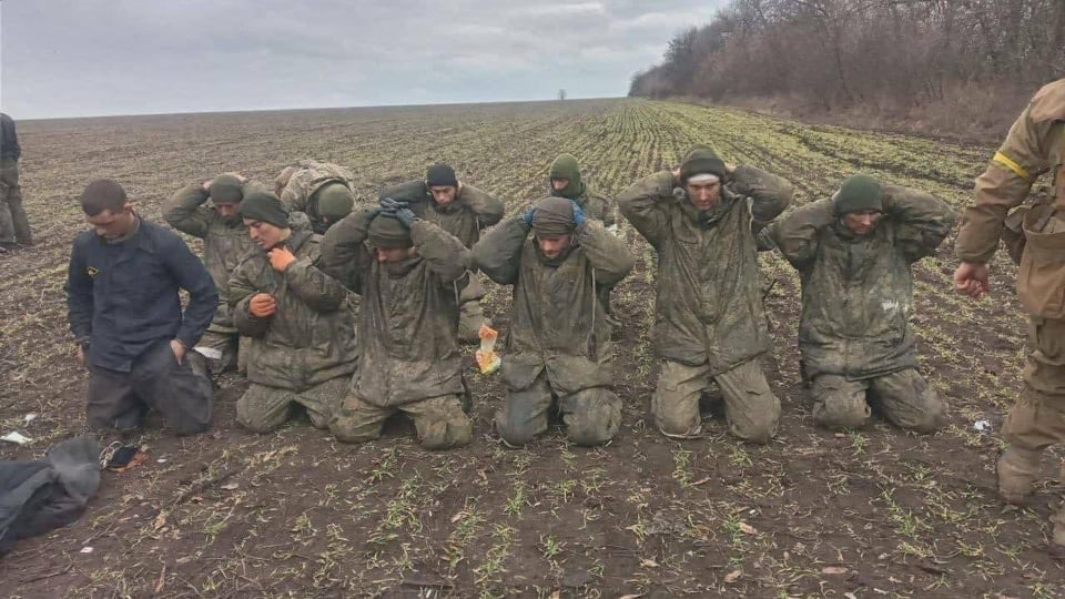 В Україні в полон потрапили близько тисячі окупантів