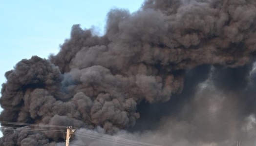 У Підмосков’ї спалахнула масштабна пожежа: палає хімічний завод (відео)