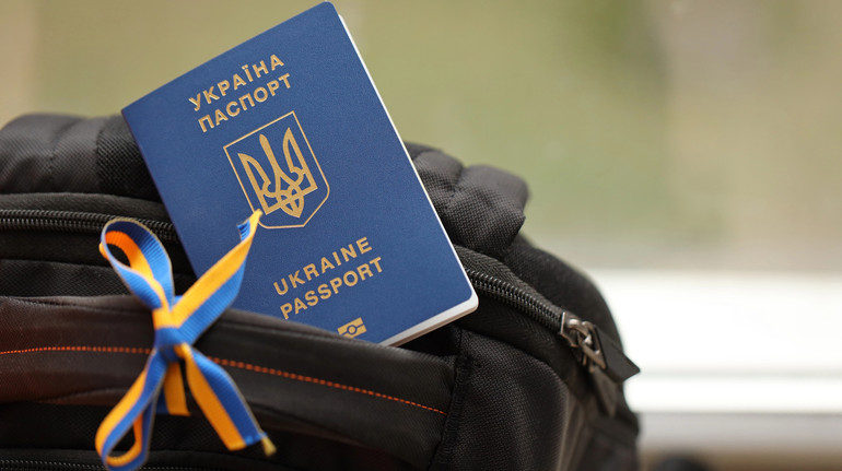До 20 тисяч авто за добу перетинає кордон у Львівській області, - митниця