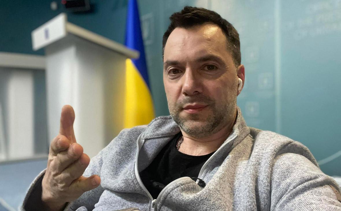 В Україні заблокували youtube-канал Арестовича