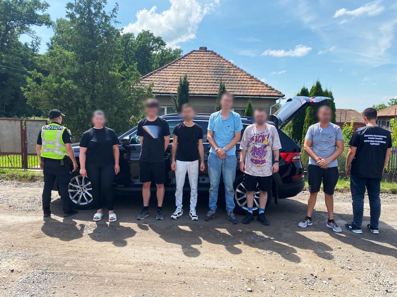 Ухилянта з Львівщини разом із ще чотирма чоловіками затримали на Закарпатті: що відомо