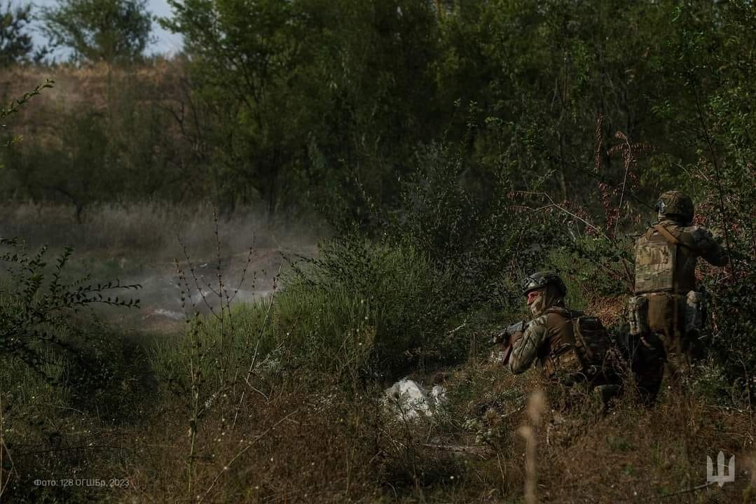 Сили оборони мають частковий успіх в районах Кліщіївки та Роботиного. Генштаб