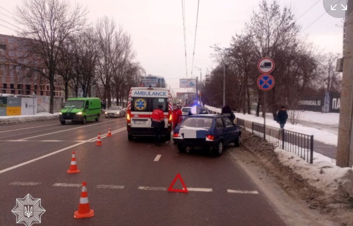 У Львові водій збив жінку-пішохода