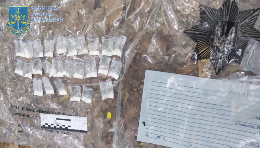 У Вінниці поліція затримала львів'янку з повною сумкою наркотиків