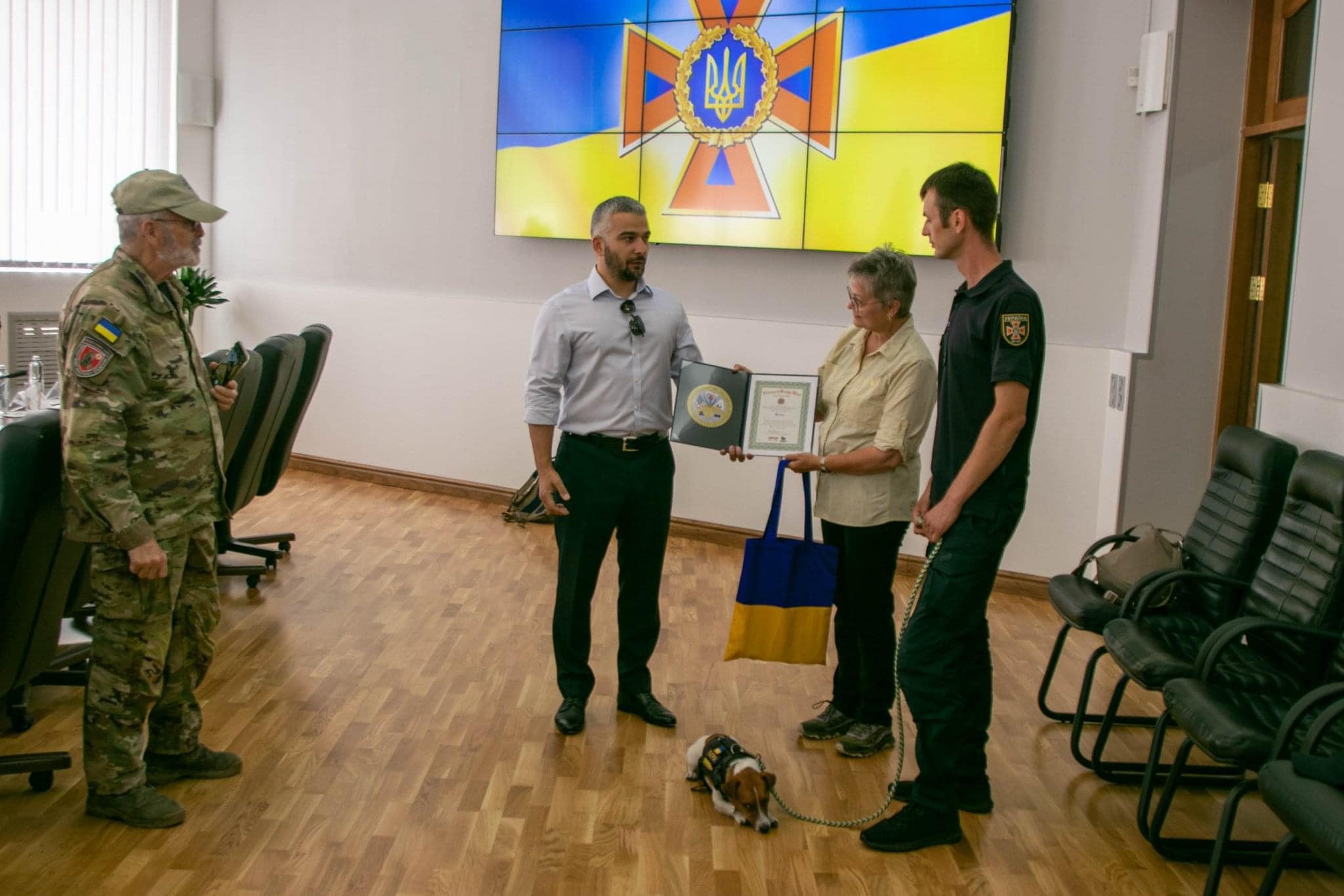Пес Патрон отримав нагороди від ветеранських організацій США