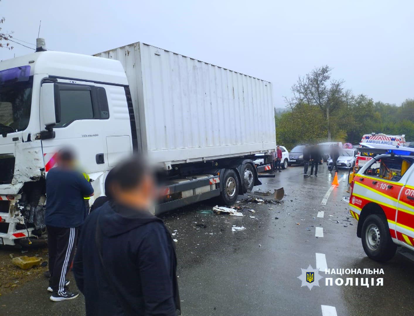Моторошне ДТП на Прикарпатті: двоє загиблих, четверо людей у лікарні