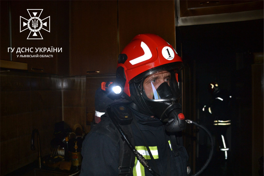На Львівщині у вогні загинуло двоє людей – літня жінка і чоловік