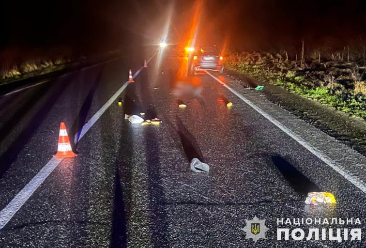 Моторошна ДТП поблизу Львова: встановлюють особу загиблого чоловіка внаслідок наїзду двох авто (фото)