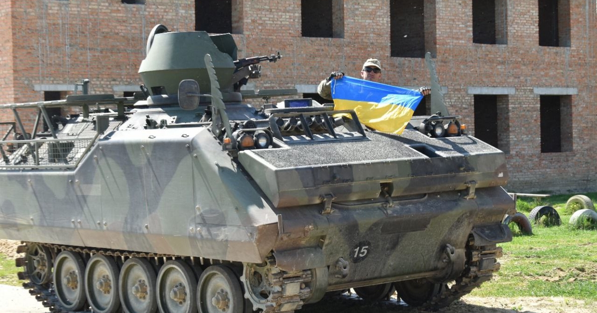 Литва передасть Україні дві партії бронетранспортерів
