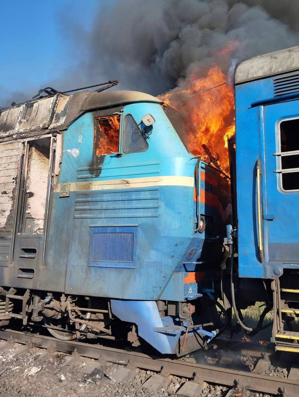 Росіяни дроном атакували пасажирський поїзд: є поранені