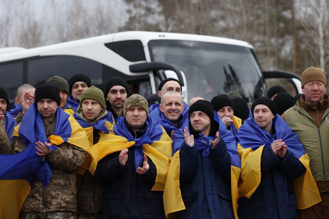 Максим Козицький повідомив, скількох захисників зі Львівщини сьогодні повернулися з полону