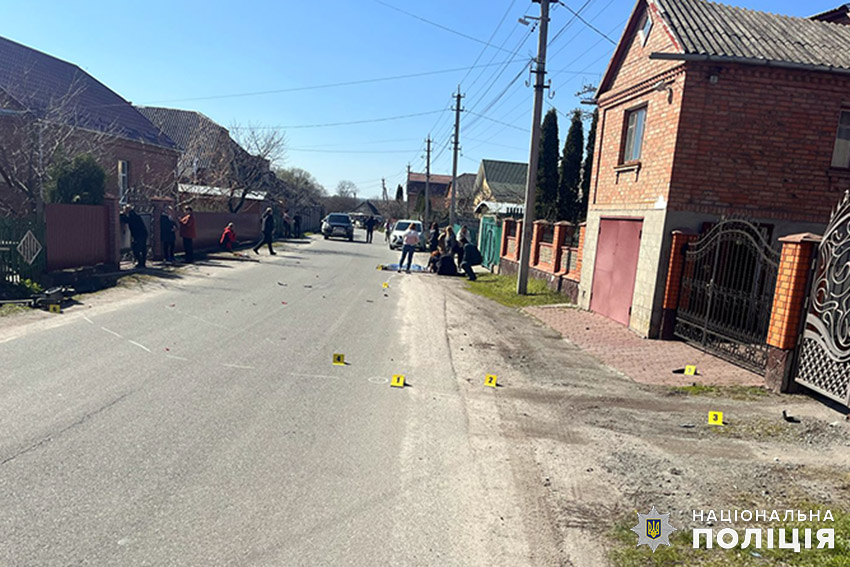 На Хмельниччині підліток на мотоциклі на смерть збив 11-річного хлопчика та втік