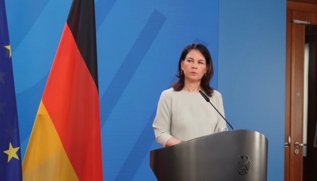 Путін не дасть українцям і європейцям перерву на Різдво, – Бербок