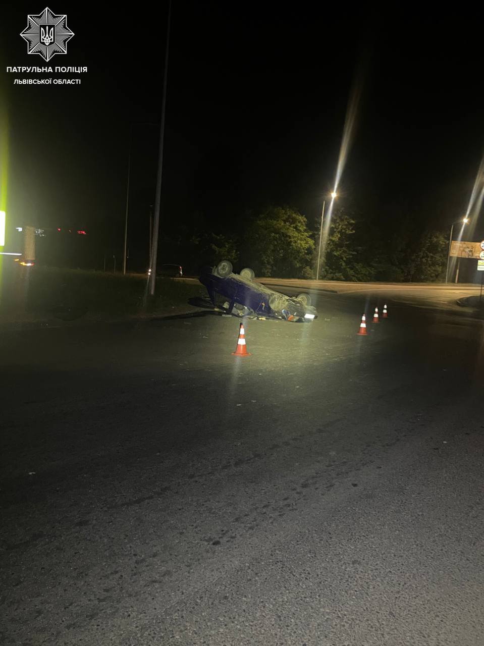 У Львові на вулиці Городоцькій перекинувся автомобіль: водій був під дією наркотиків
